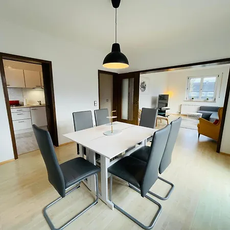 Dill Pacellistrasse * פליינפילד